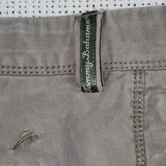 Tommy Bahama Embroidered Logo High Rise Green-Khaki Sz 38 Shorts w Pockets - Picture 7 of 15